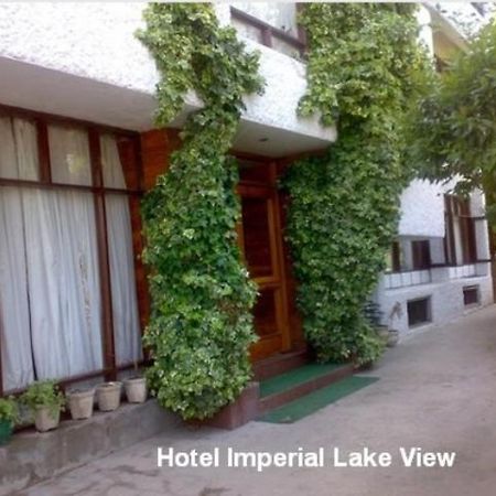 Hotel Imperial Lake View Srīnagar Exterior foto