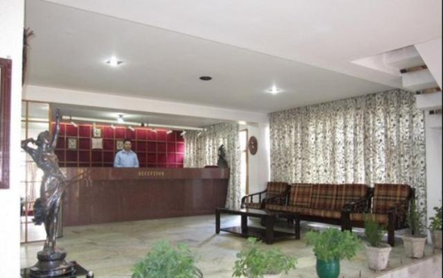 Hotel Imperial Lake View Srīnagar Exterior foto