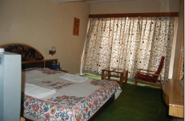 Hotel Imperial Lake View Srīnagar Habitación foto