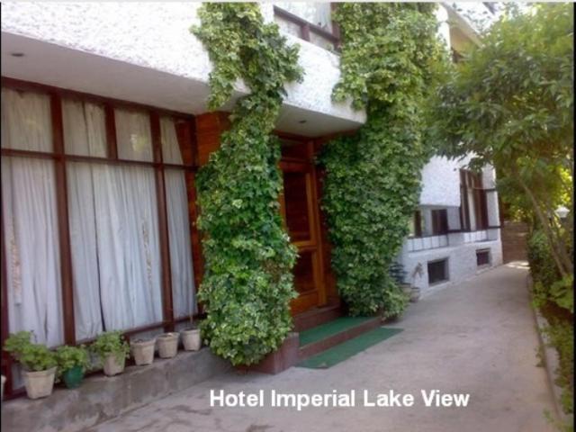 Hotel Imperial Lake View Srīnagar Exterior foto